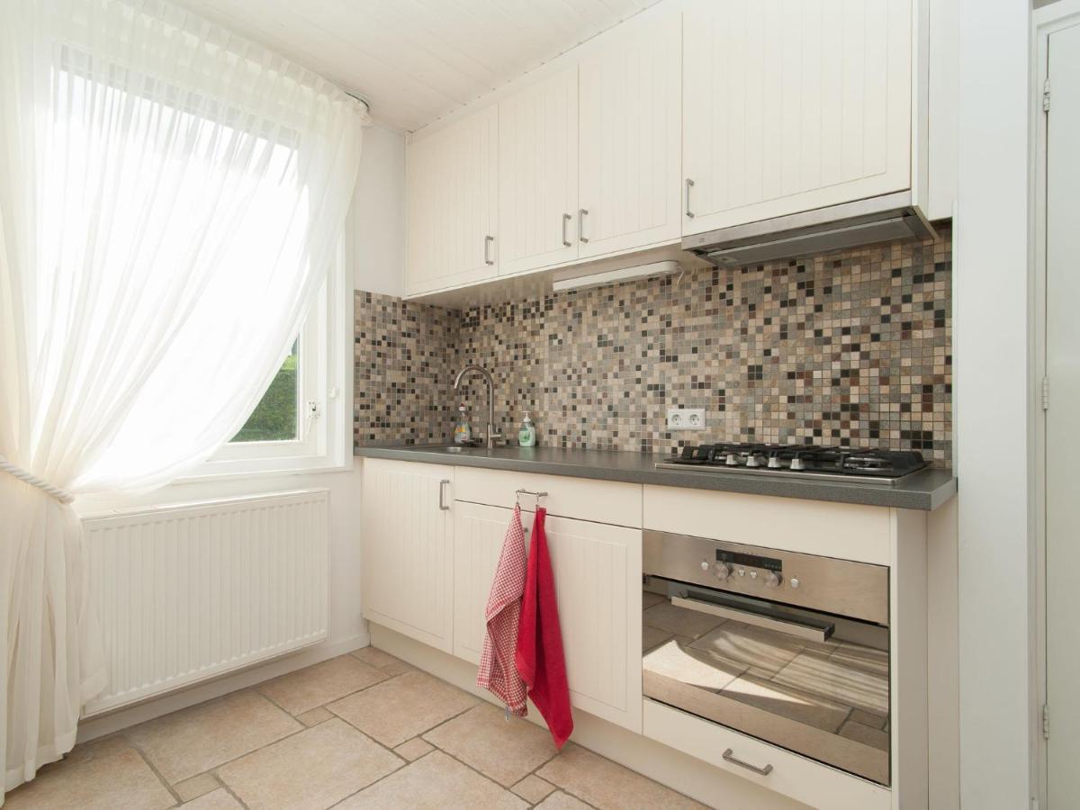 Cozy Holiday Home In Julianadorp With Garden 외부 사진